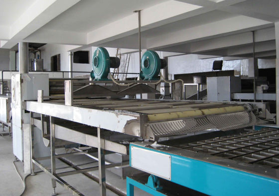 Porcellana Vermicelli automatici pieni di sicurezza di utilizzo che fanno la linea di produzione a macchina della tagliatella fornitore