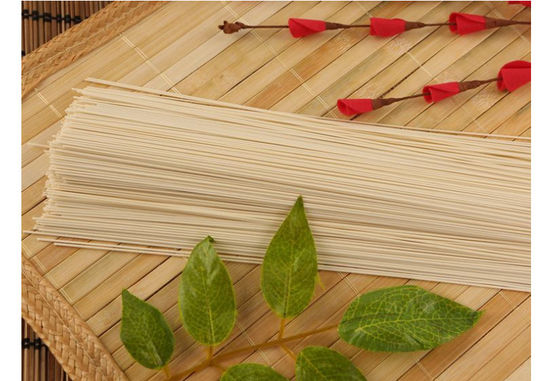 Tagliatella istantanea di operazione conveniente che fa macchinario con grande capacità fornitore